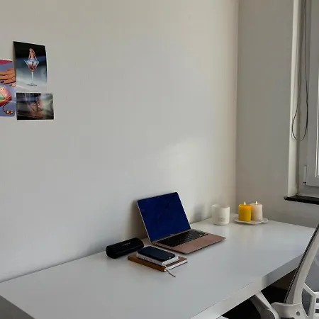 Daire Cozy Apartment, Location *